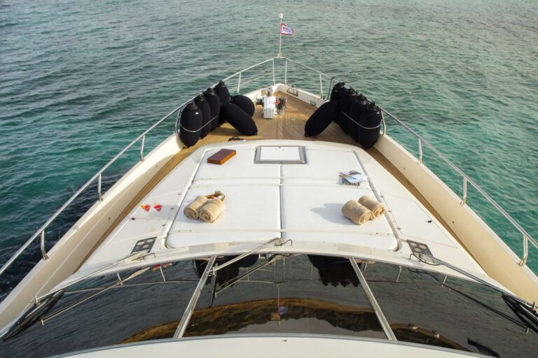 Bow Sunbathing Area