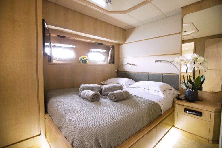 Double Guest Cabin