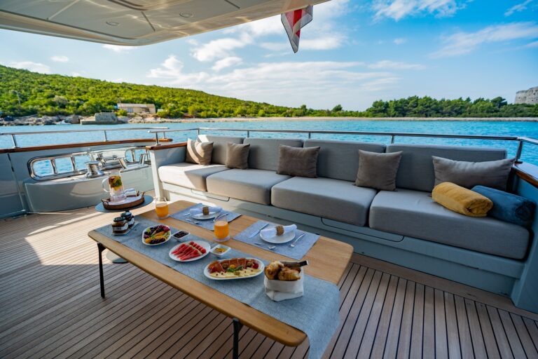 Main Deck Seating