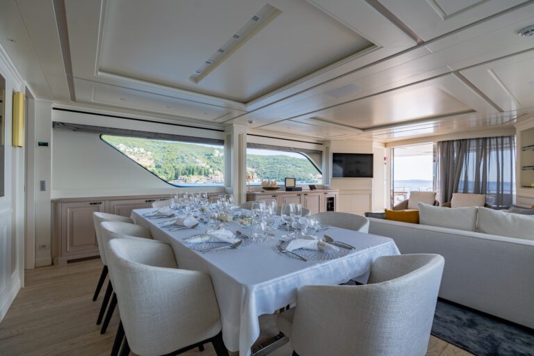 Formal Dining