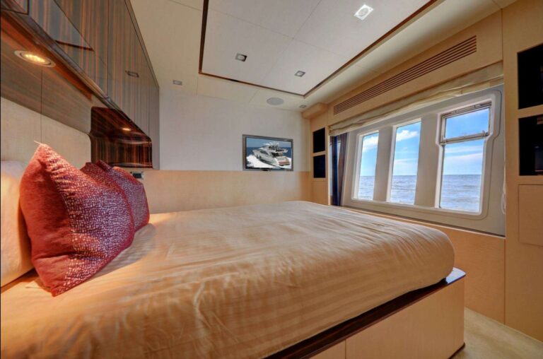Double Guest Cabin