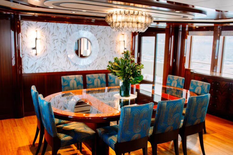 Main Salon Dining