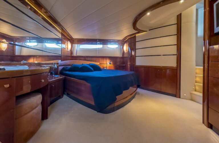 Double Guest Cabin