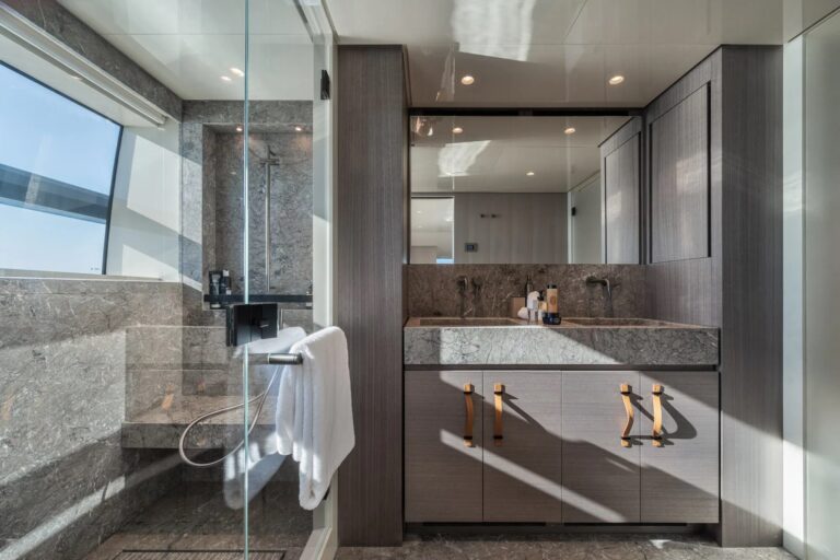 Master Ensuite