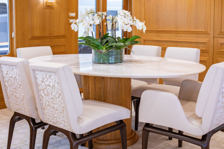Saloon Dining Area