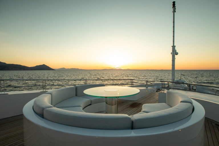 Bow Seating
