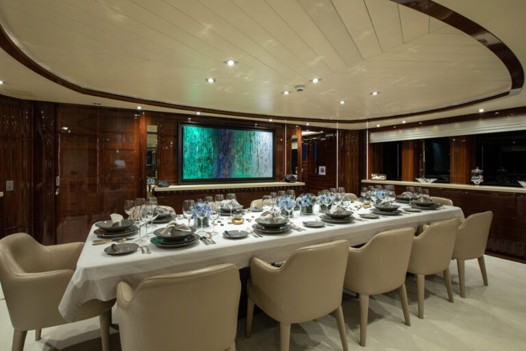 Elegant Dining Set Up