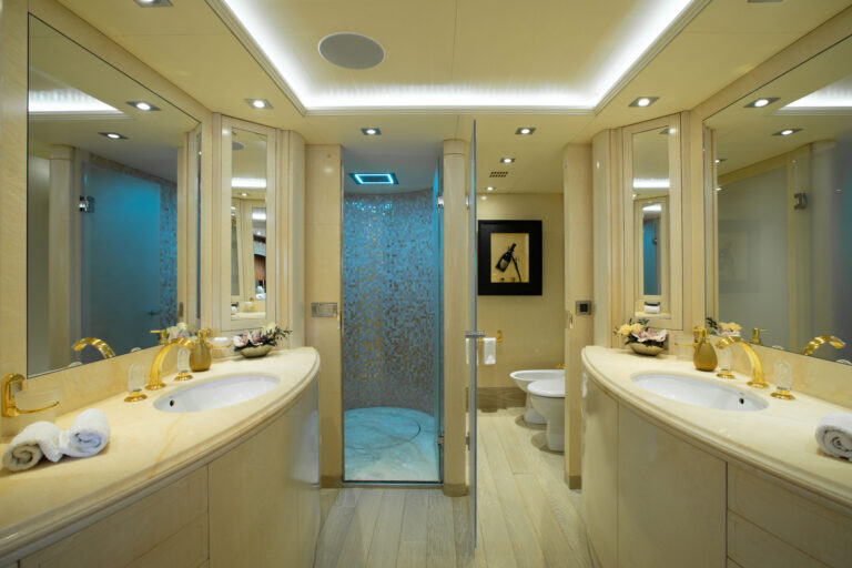 Master Ensuite Bathroom
