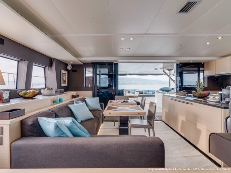 Salon View Aft