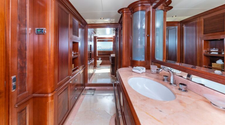 Master ensuite