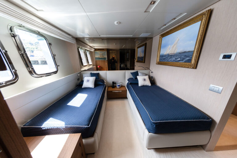 Twin Cabin