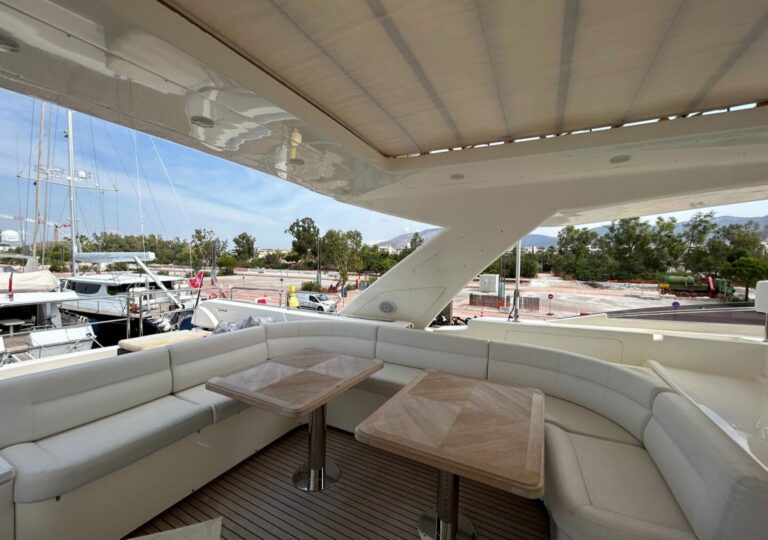 Sun Deck Dining
