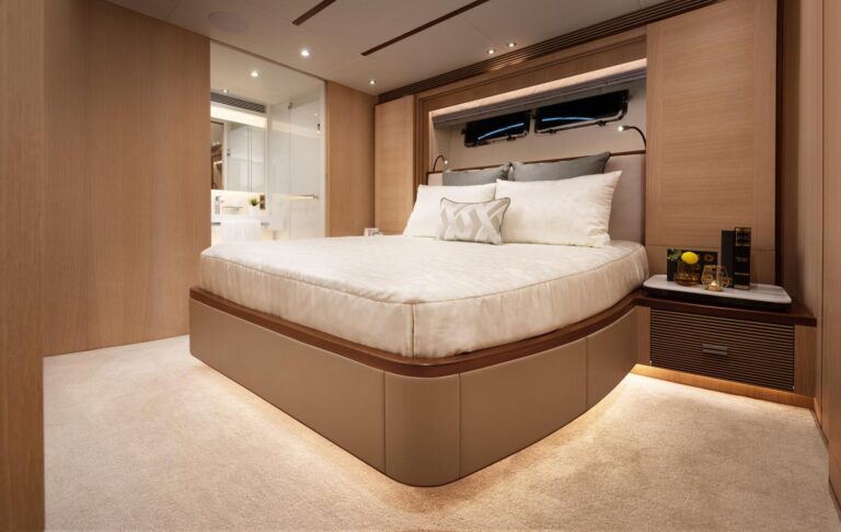 Double Cabin
