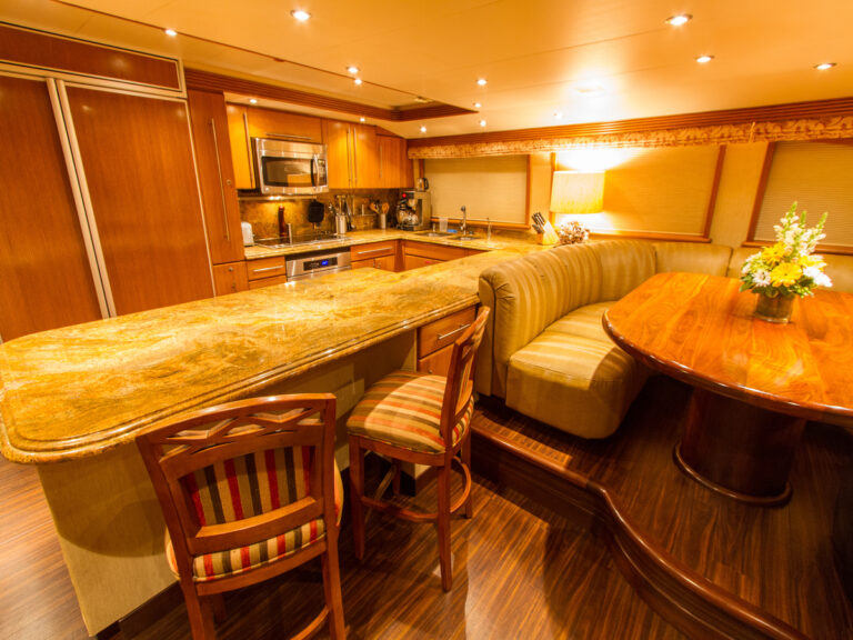 MY WENDY 1 - Galley