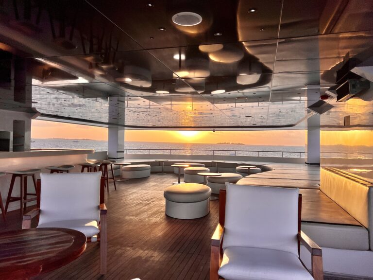 Top Deck