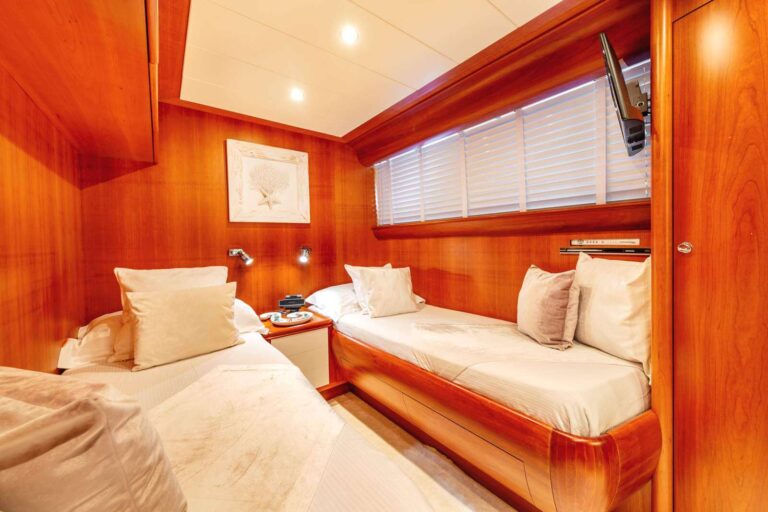 Twin Guest Suite