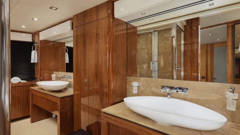 Master Ensuite