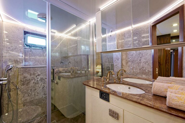 Master Ensuite