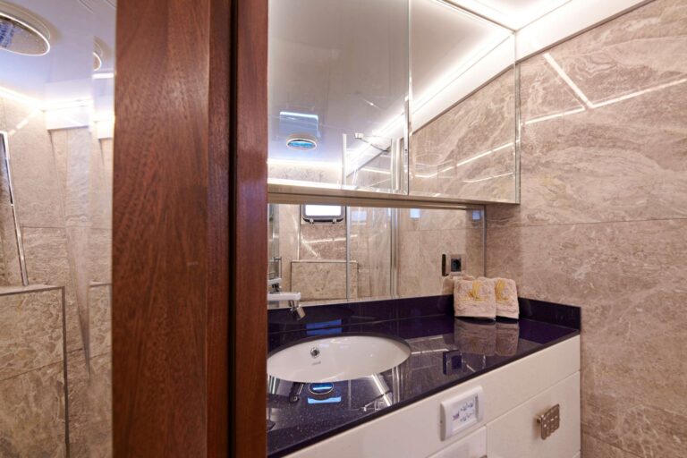 Twin Ensuite
