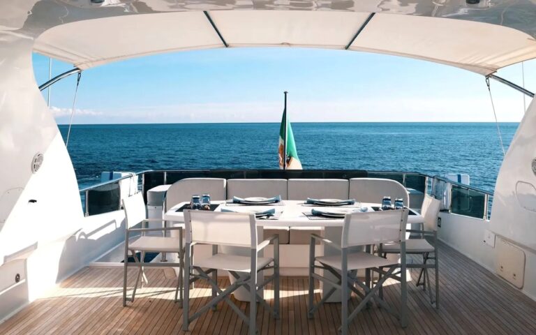 Exterior Dining Area