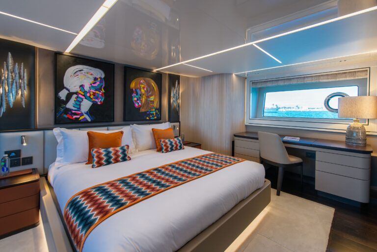 Full beam master suite