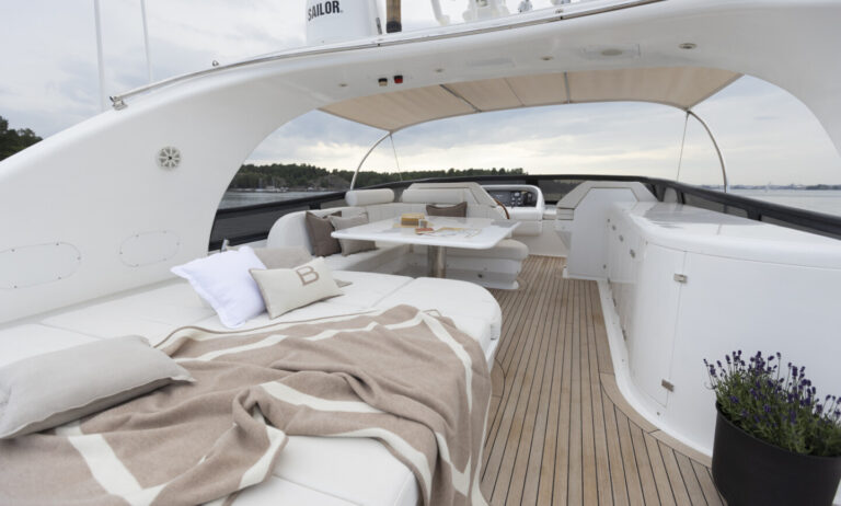 Flybridge