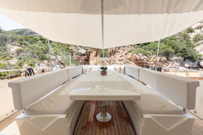 Exterior Relaxation Area