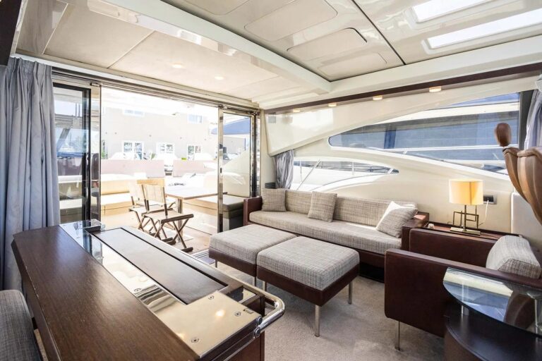 Main Salon View Aft