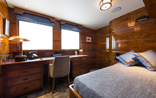 MY Yacht MALAHNE - Day cabin master suite
