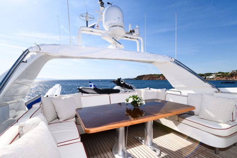 Sun Deck Dining