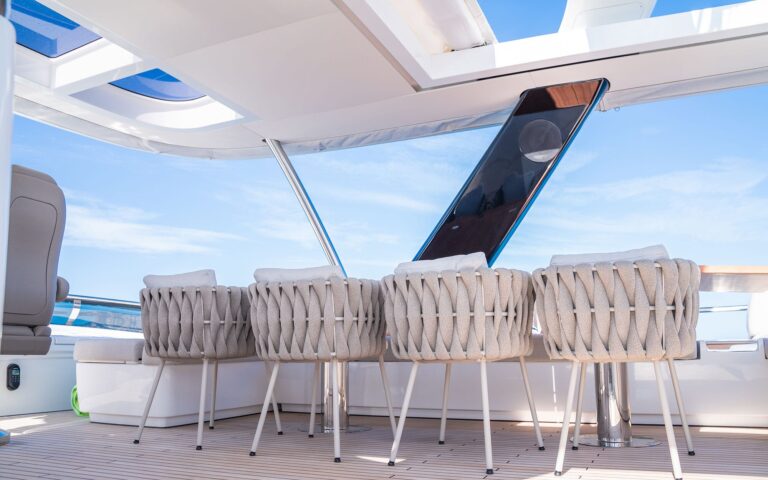 Sun Deck Dining