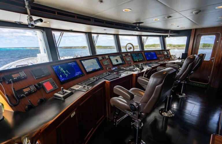 Captains Area