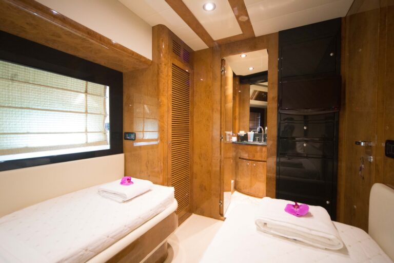 Guest Cabin