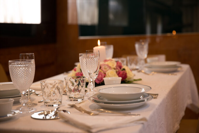 Formal Dining