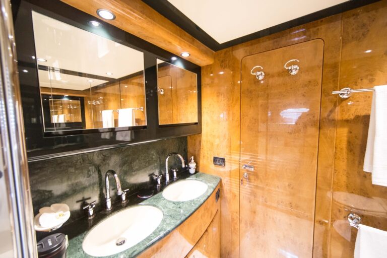 Master Ensuite