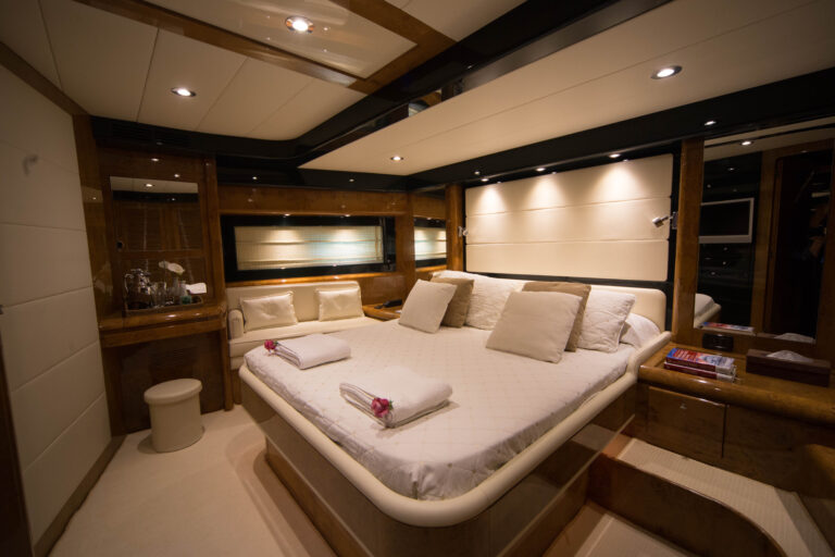VIP Cabin