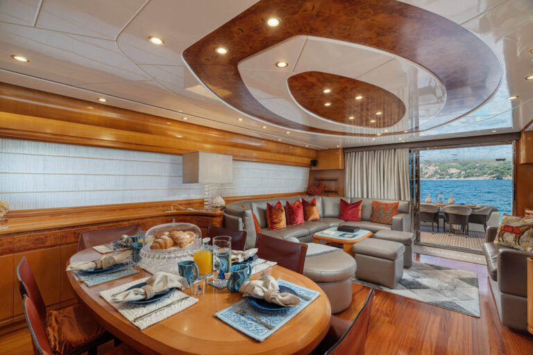 Main Salon View Aft