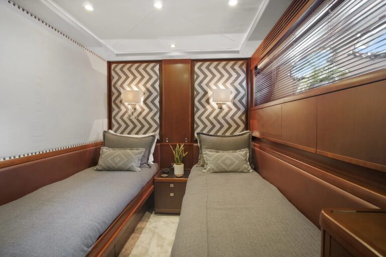 Twin Cabin