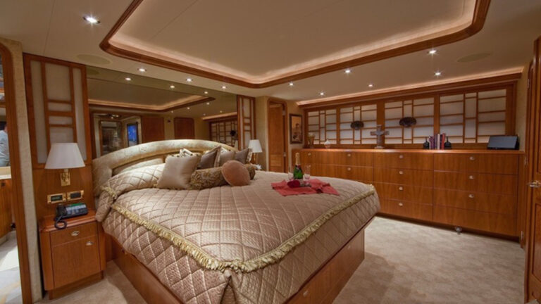 Guest Cabin
