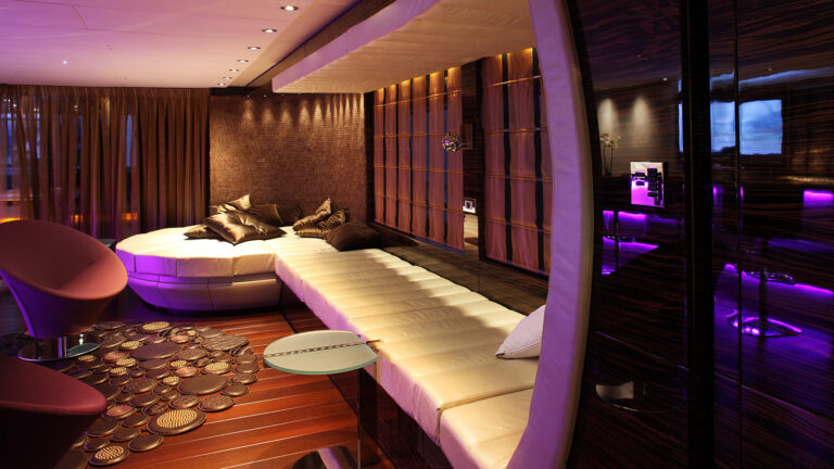Sky Lounge