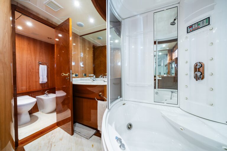 Master Ensuite