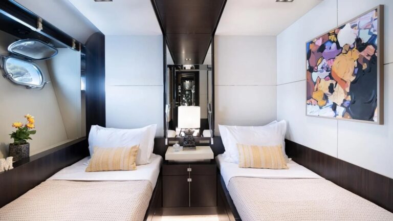 Twin Suite