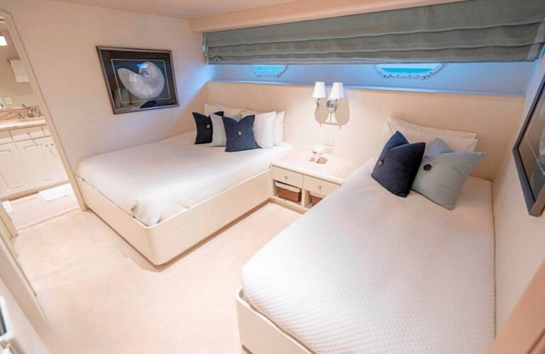 Cabin With Double Bed