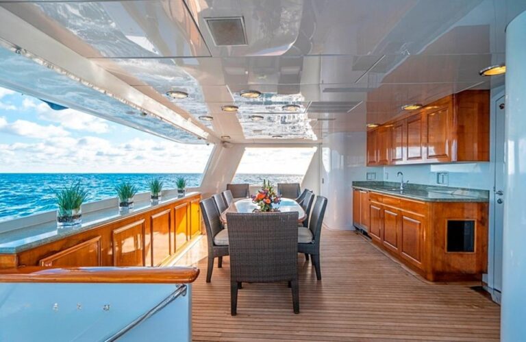 Exterior Dining Area