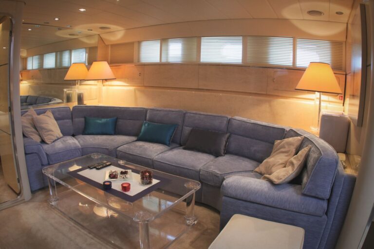 Saloon