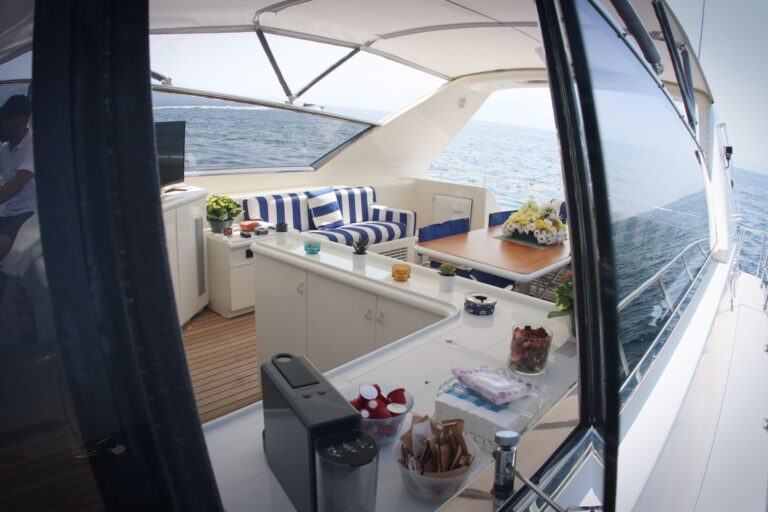 Flybridge Seating