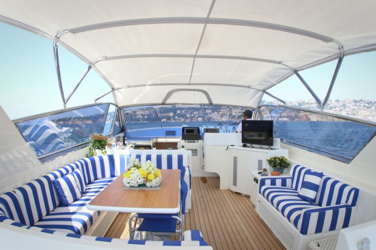 Flybridge