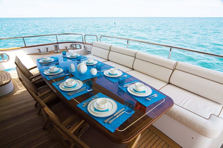 Alfresco Dining