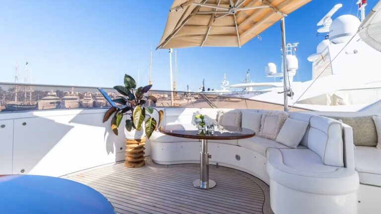Sun Deck Seating