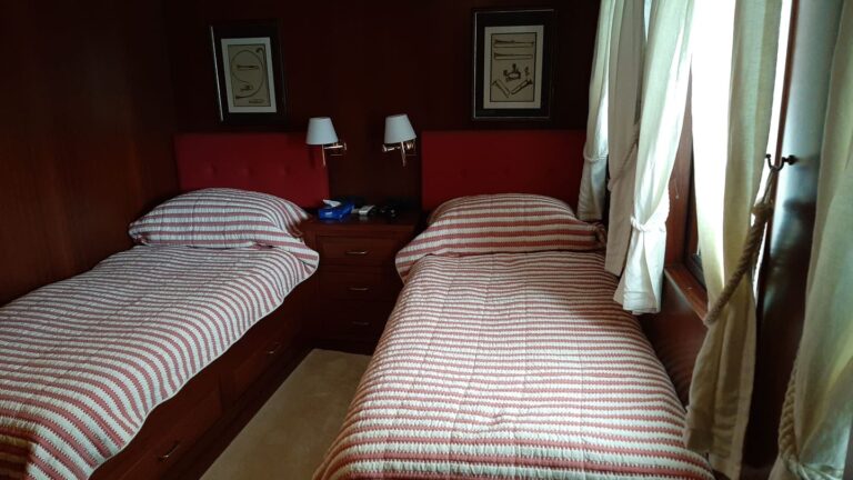 Twin Suite